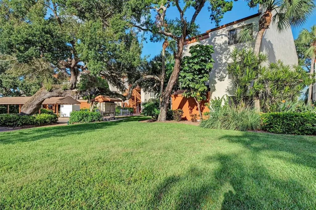 1800 Cove II Place Sarasota FL 34242