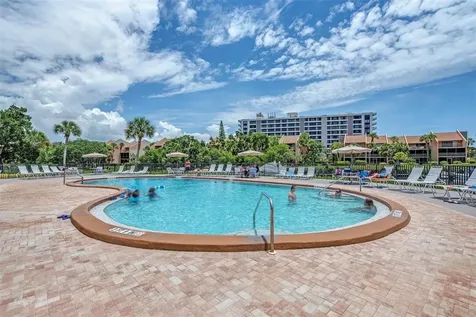 1800 Cove II Place Sarasota FL 34242