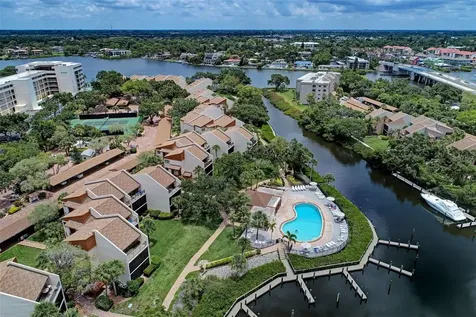 1800 Cove II Place Sarasota FL 34242