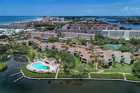 1800 Cove II Place Sarasota FL 34242