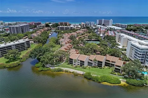 1800 Cove II Place Sarasota FL 34242