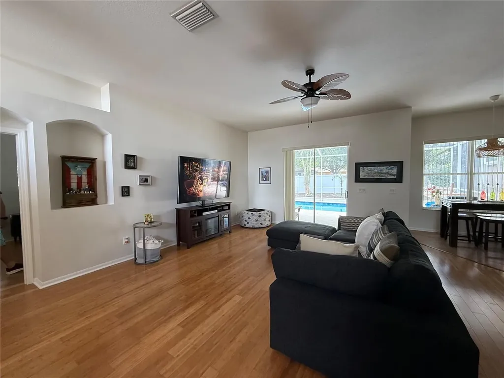 4109 Amber Ridge Lane Valrico FL 33594