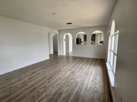404 Manitoba Drive Kissimmee FL 34759