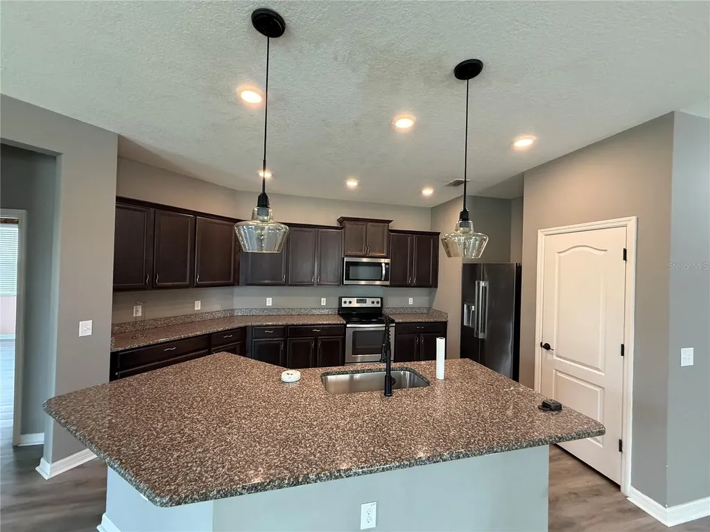 10638 Laguna Plains Drive Riverview FL 33578