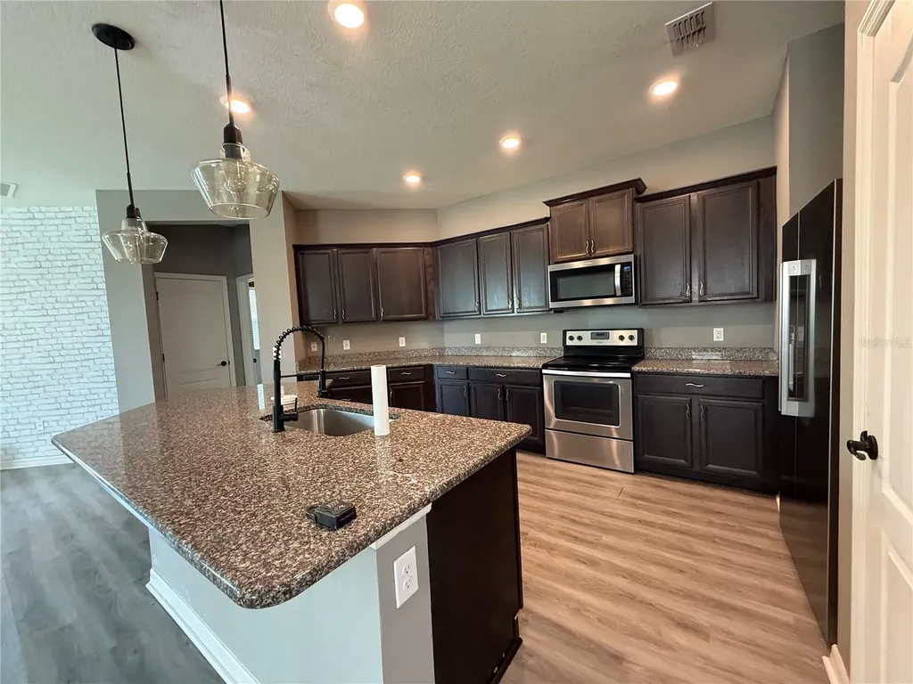 10638 Laguna Plains Drive Riverview FL 33578