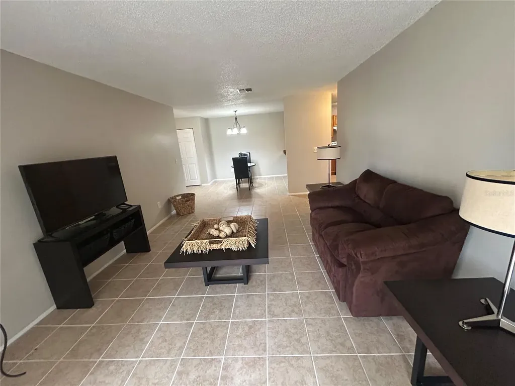 636 Kenwick Circle Casselberry FL 32707