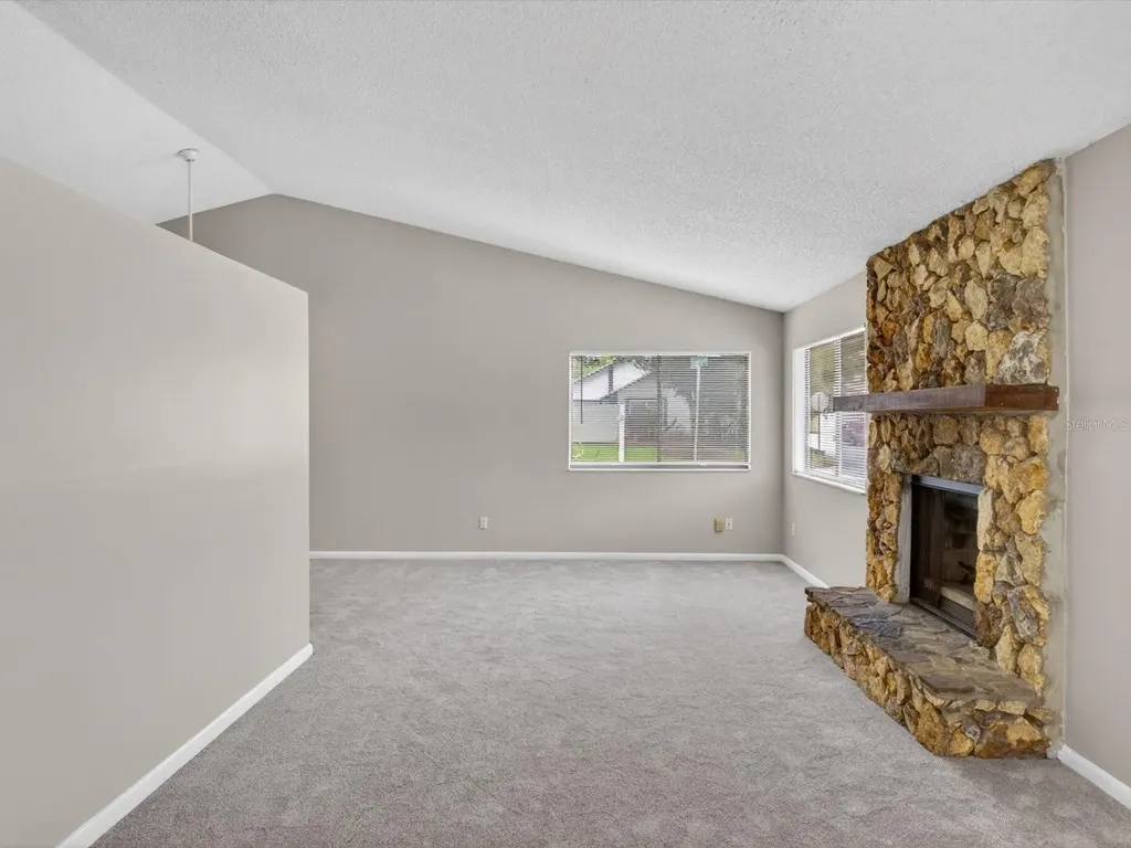 724 Lakeside Drive Winter Springs FL 32708