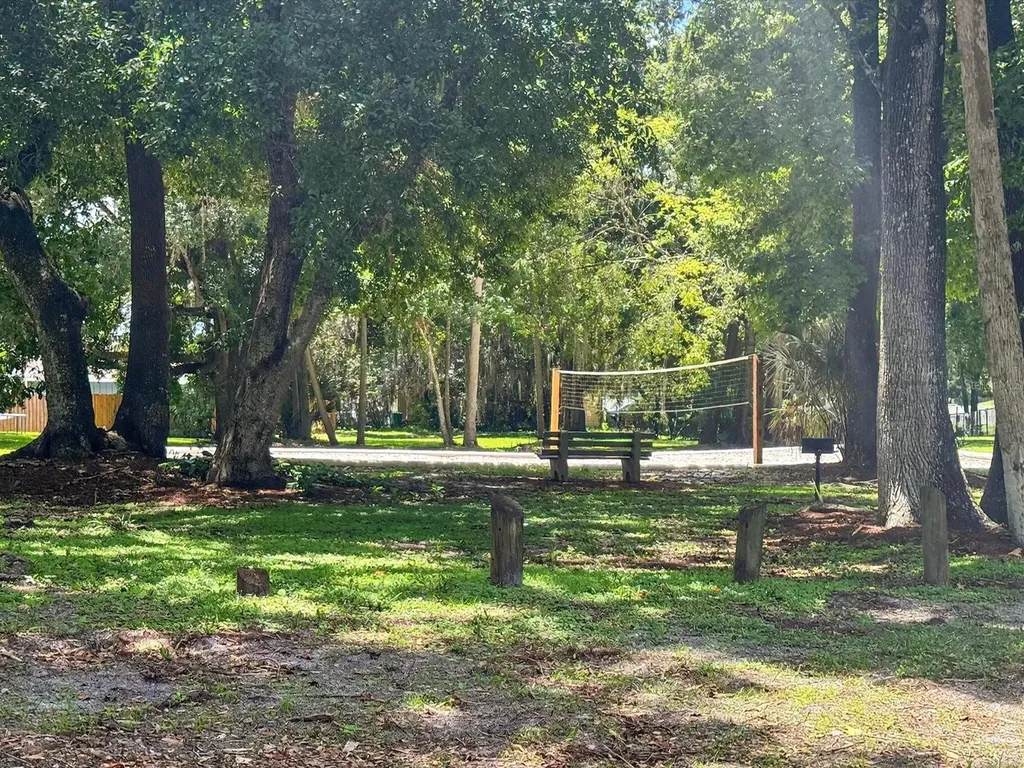 724 Lakeside Drive Winter Springs FL 32708