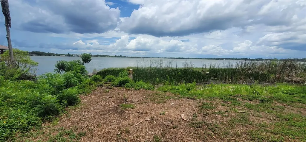 4220 Lake Marianna Drive Winter Haven FL 33881