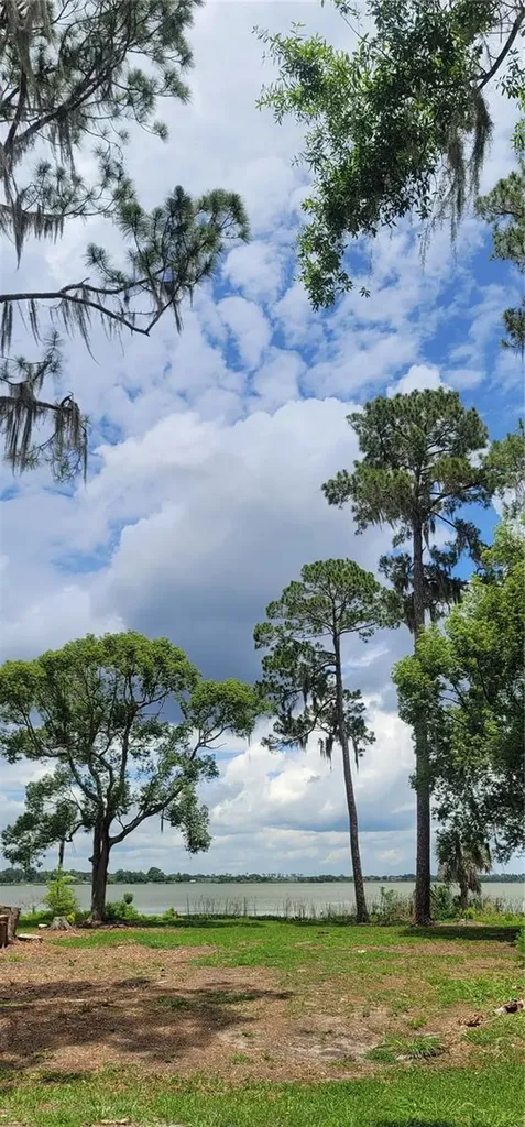 4220 Lake Marianna Drive Winter Haven FL 33881