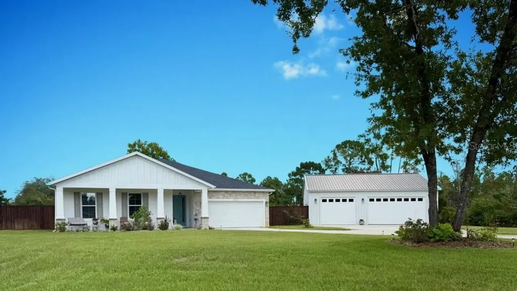 30658 East Bluebell Avenue Eustis FL 32736