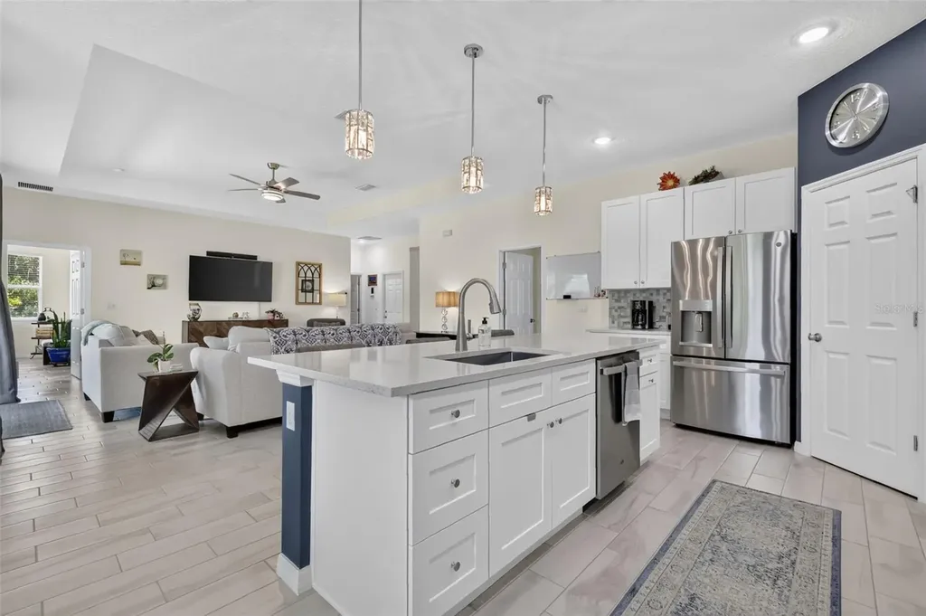 30658 East Bluebell Avenue Eustis FL 32736