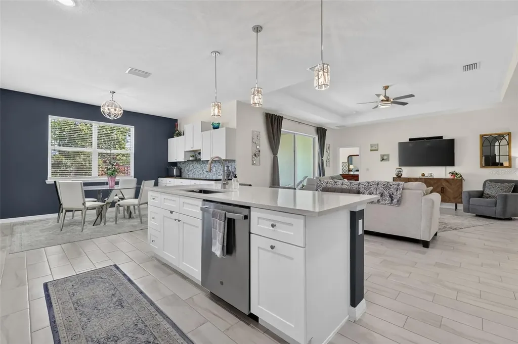 30658 East Bluebell Avenue Eustis FL 32736