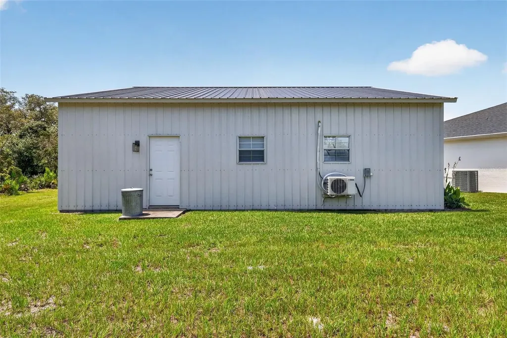30658 East Bluebell Avenue Eustis FL 32736