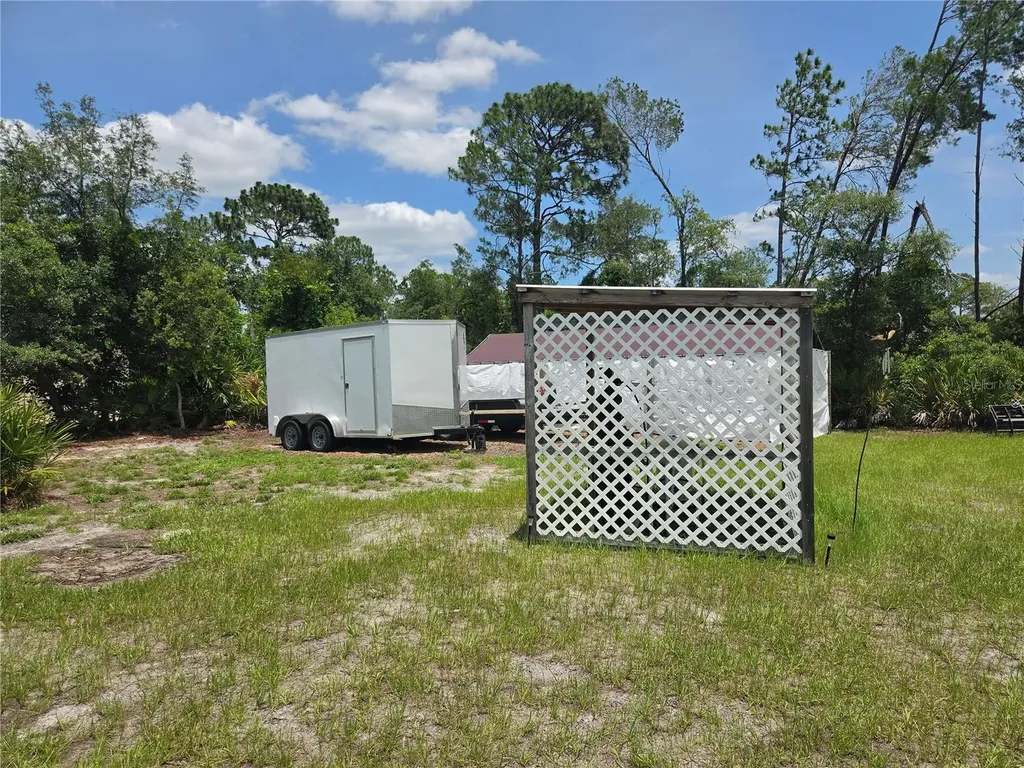 30658 East Bluebell Avenue Eustis FL 32736