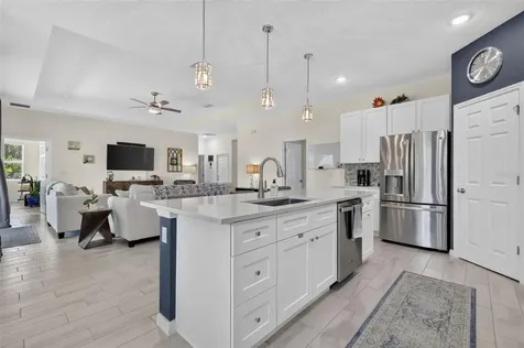 30658 East Bluebell Avenue Eustis FL 32736