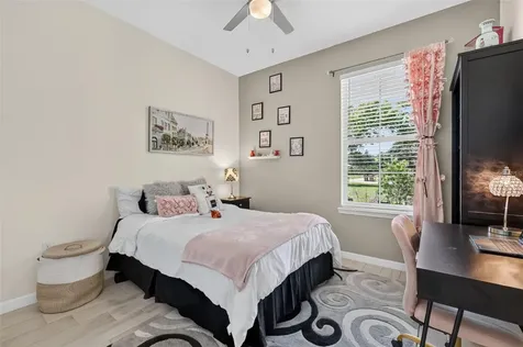30658 East Bluebell Avenue Eustis FL 32736