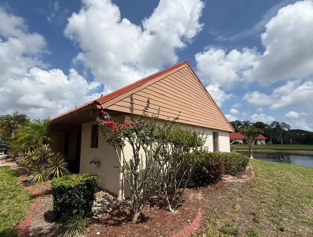 6564 Draw Lane Sarasota FL 34238