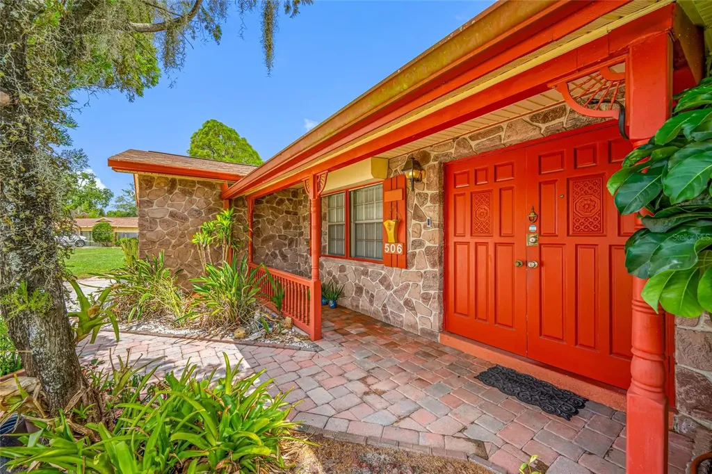 506 Gay Road Seffner FL 33584
