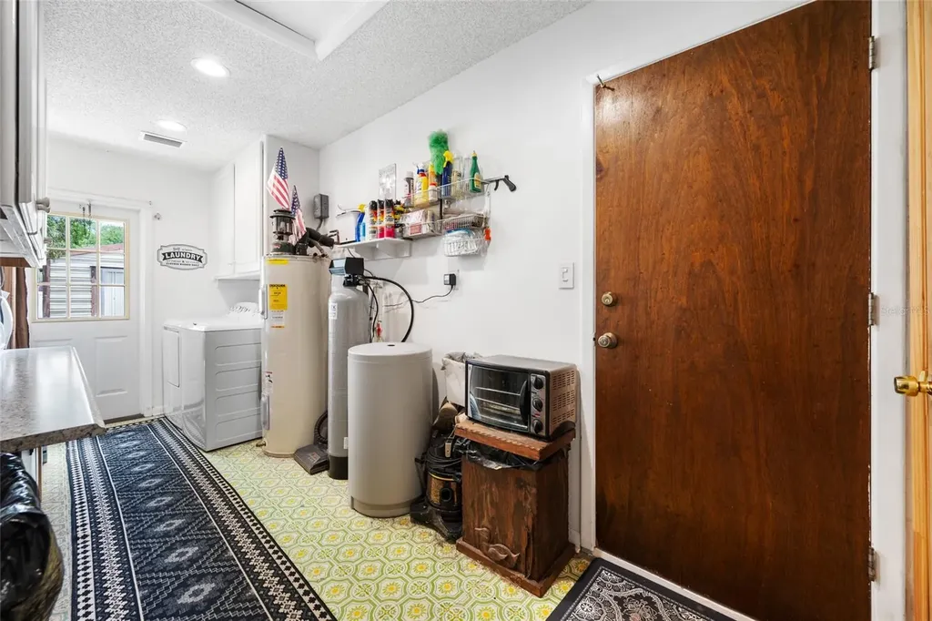 506 Gay Road Seffner FL 33584