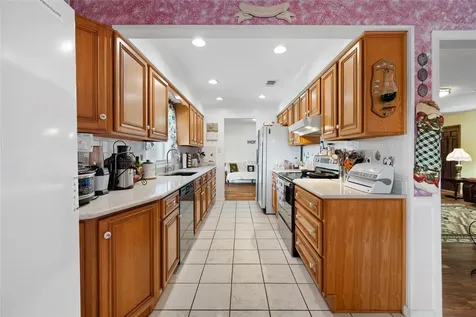 506 Gay Road Seffner FL 33584