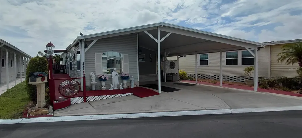 221 Heron Road Clearwater FL 33764