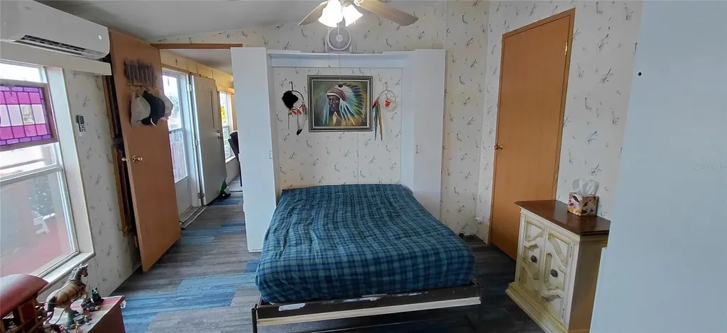 221 Heron Road Clearwater FL 33764