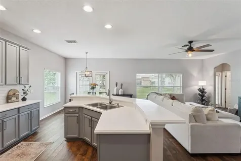 1221 Willow Branch Drive Orlando FL 32828