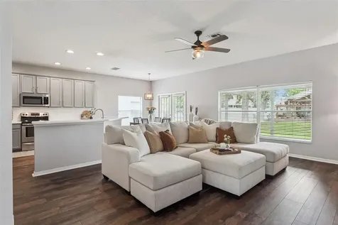1221 Willow Branch Drive Orlando FL 32828