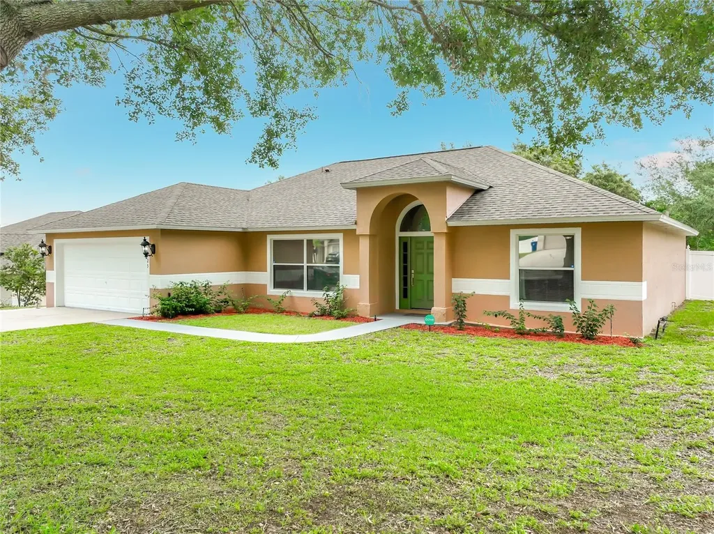 1123 Lakeview Oaks Drive Minneola FL 34715