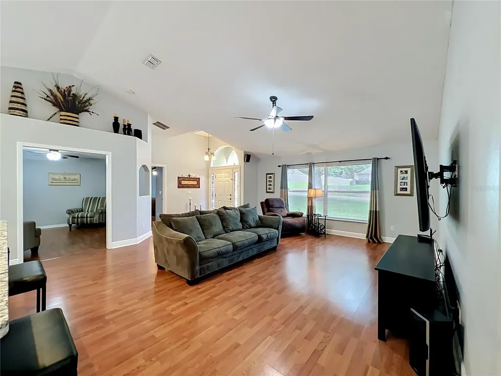 1123 Lakeview Oaks Drive Minneola FL 34715