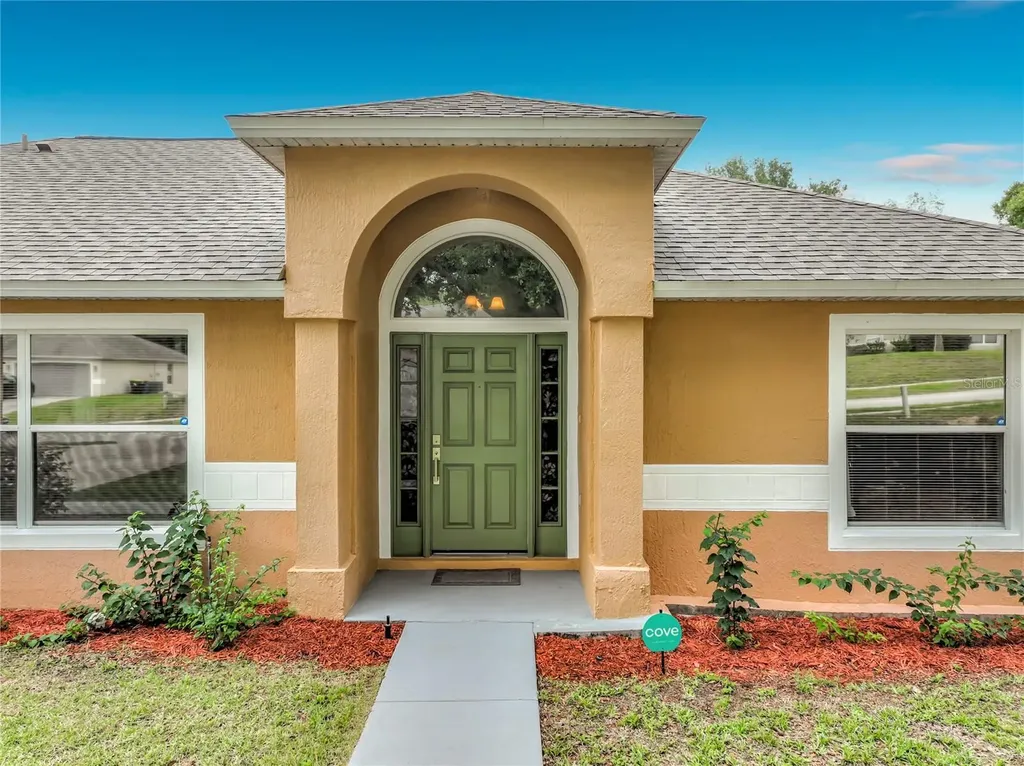 1123 Lakeview Oaks Drive Minneola FL 34715