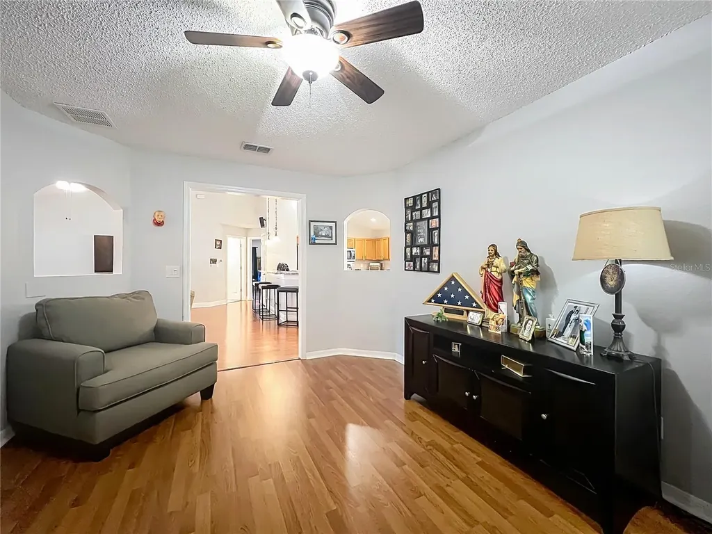 1123 Lakeview Oaks Drive Minneola FL 34715