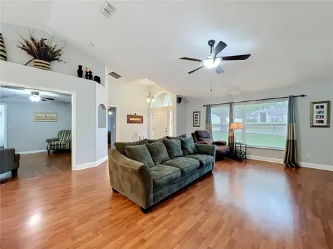 1123 Lakeview Oaks Drive Minneola FL 34715