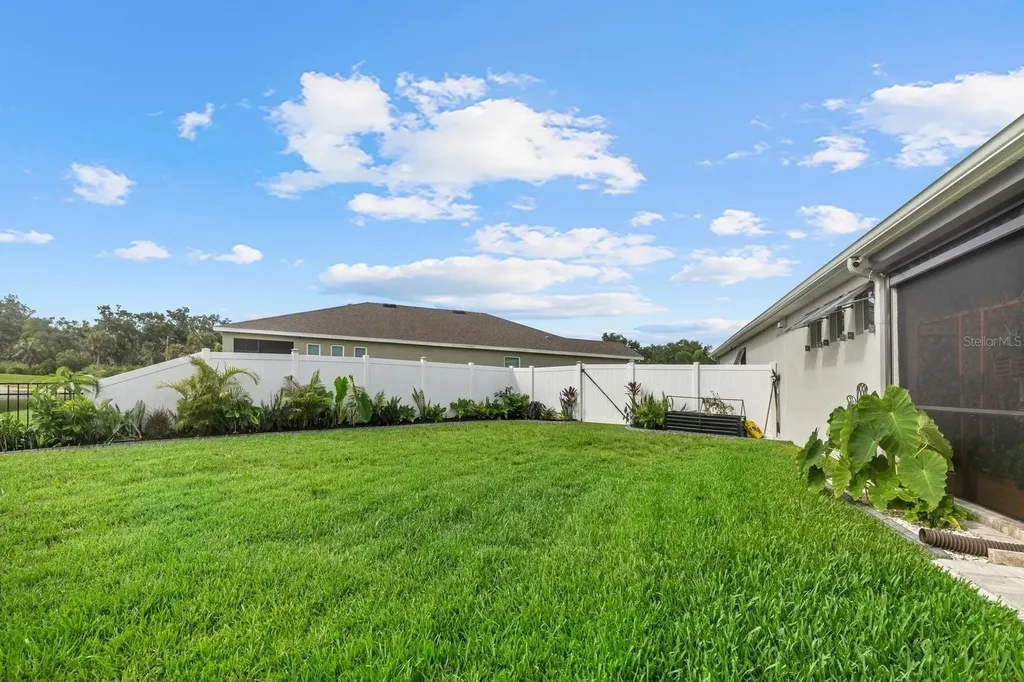3613 Mossy Limb Court Palmetto FL 34221