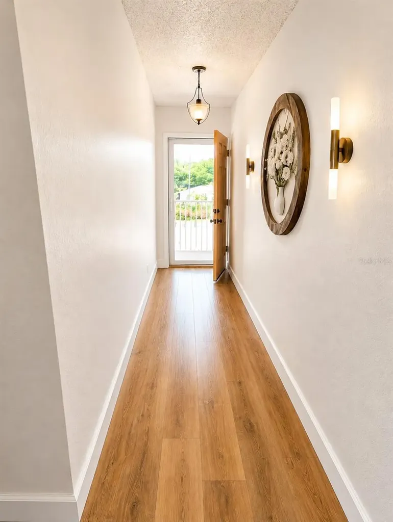9950 62nd Terrace N St Petersburg FL 33708