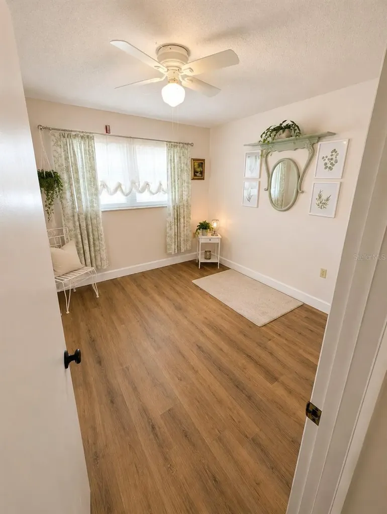 9950 62nd Terrace N St Petersburg FL 33708