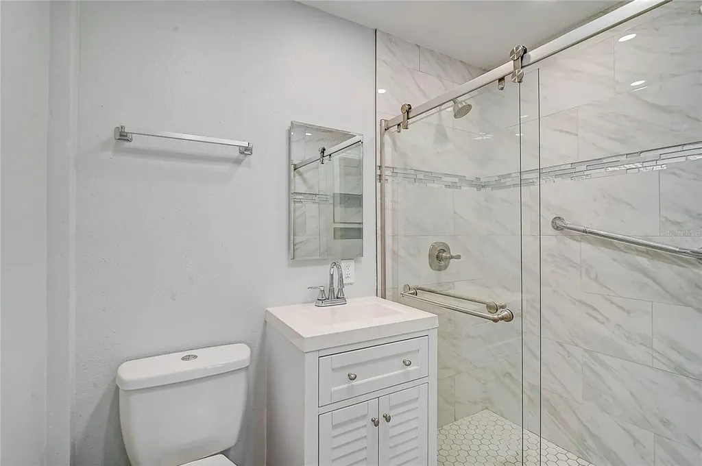 3215 Pine Valley Drive Sarasota FL 34239