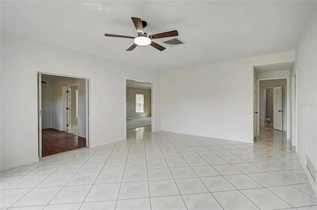 3215 Pine Valley Drive Sarasota FL 34239