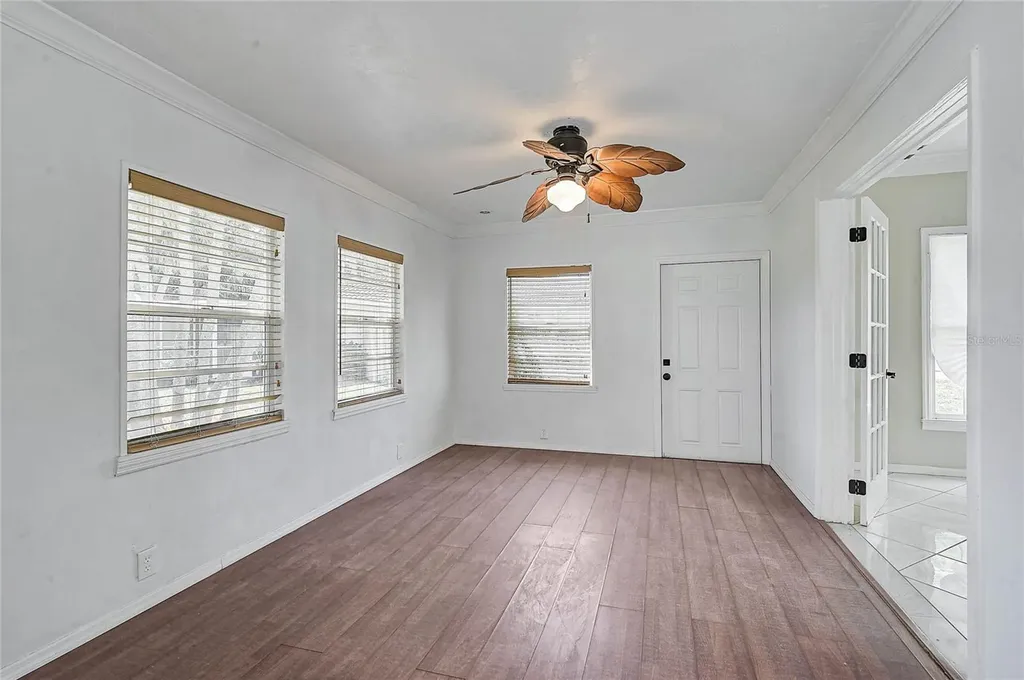 3215 Pine Valley Drive Sarasota FL 34239