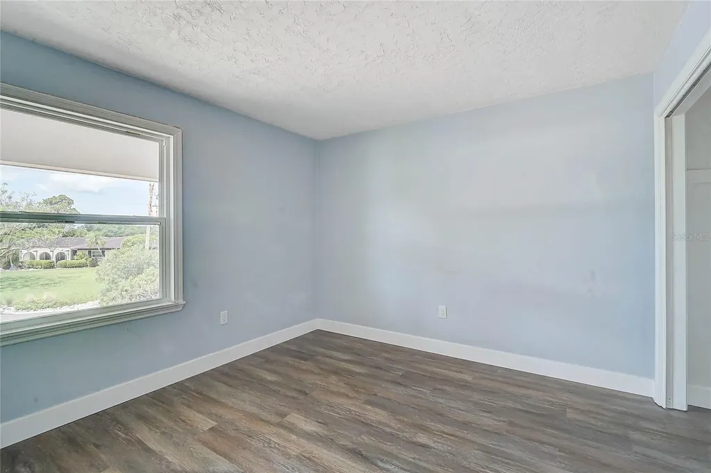 3215 Pine Valley Drive Sarasota FL 34239