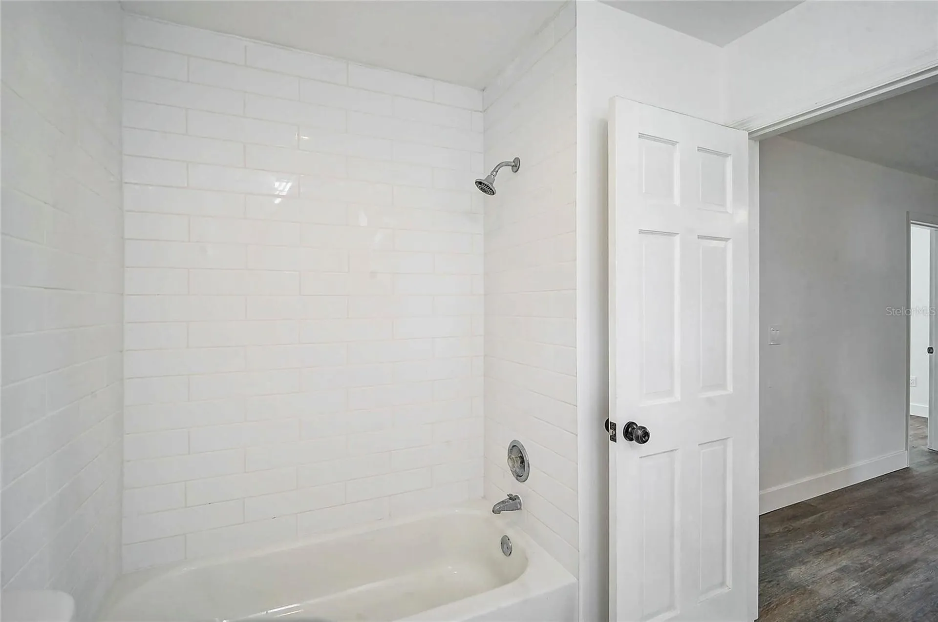 3215 Pine Valley Drive Sarasota FL 34239