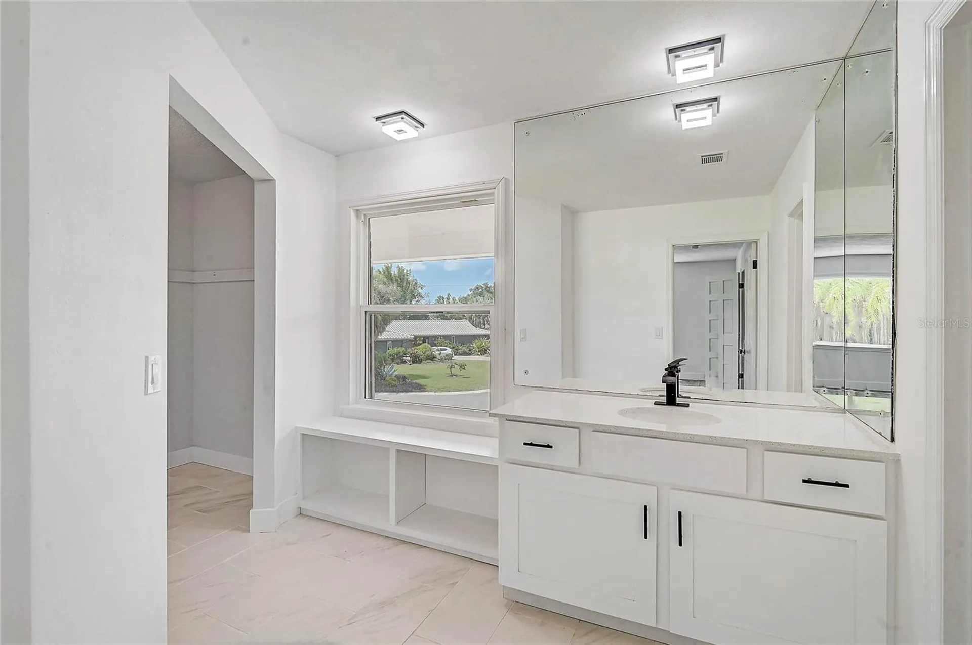 3215 Pine Valley Drive Sarasota FL 34239