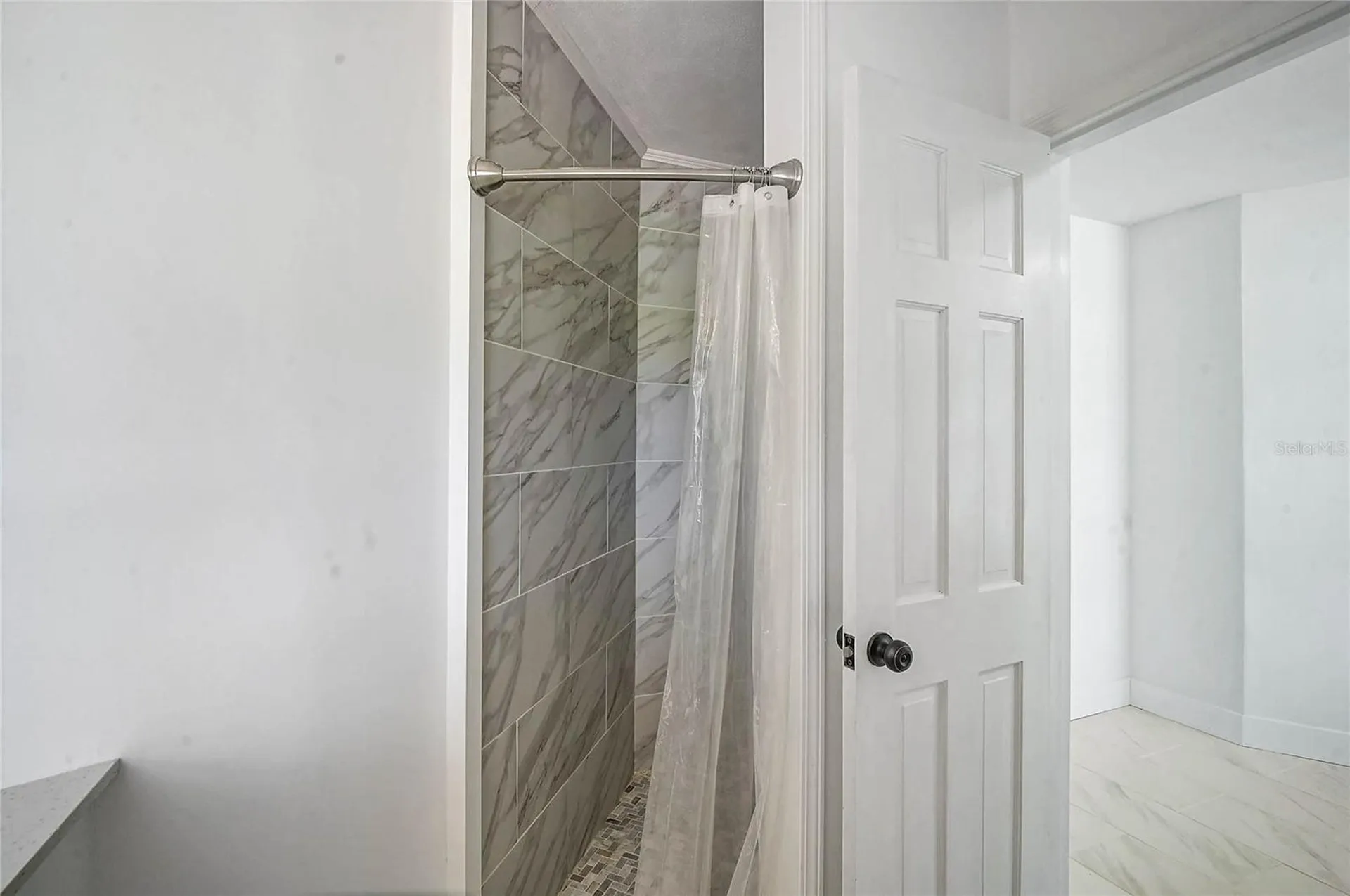 3215 Pine Valley Drive Sarasota FL 34239