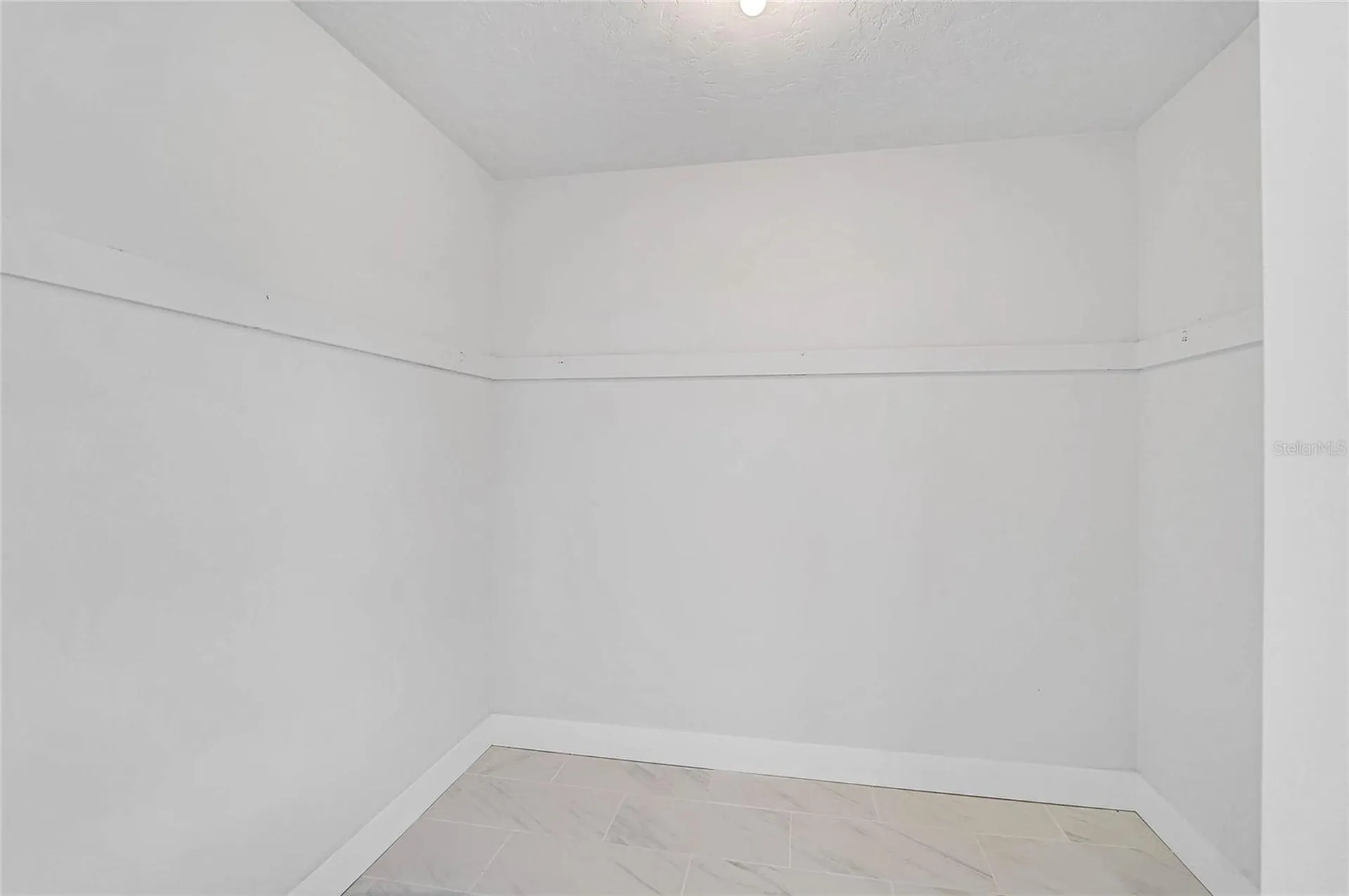3215 Pine Valley Drive Sarasota FL 34239