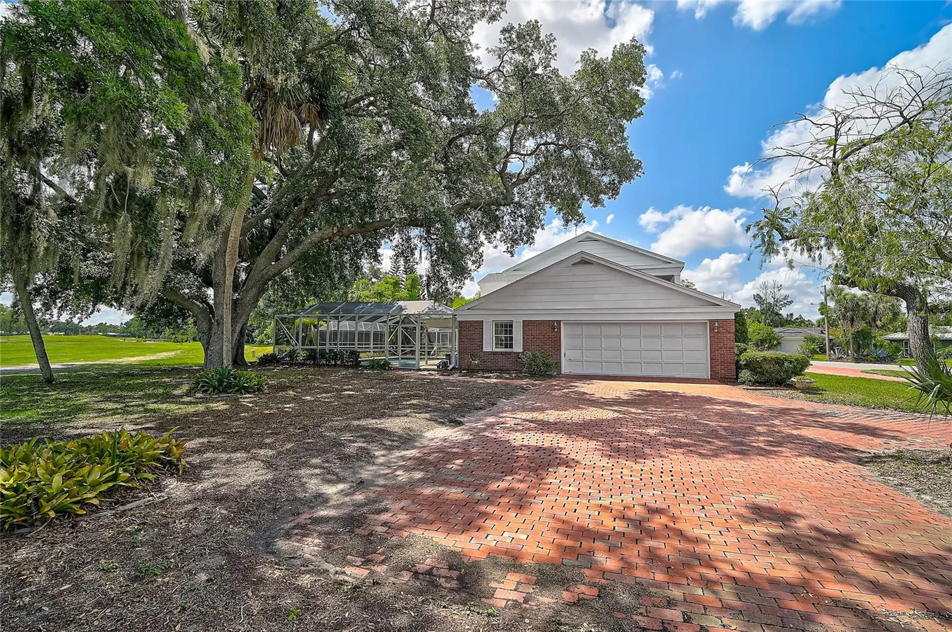 3215 Pine Valley Drive Sarasota FL 34239