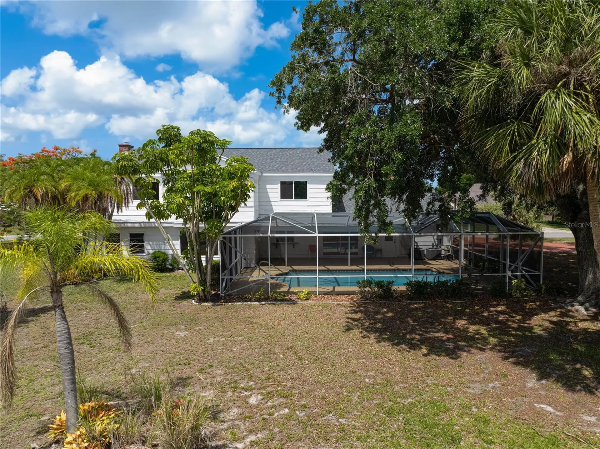3215 Pine Valley Drive Sarasota FL 34239