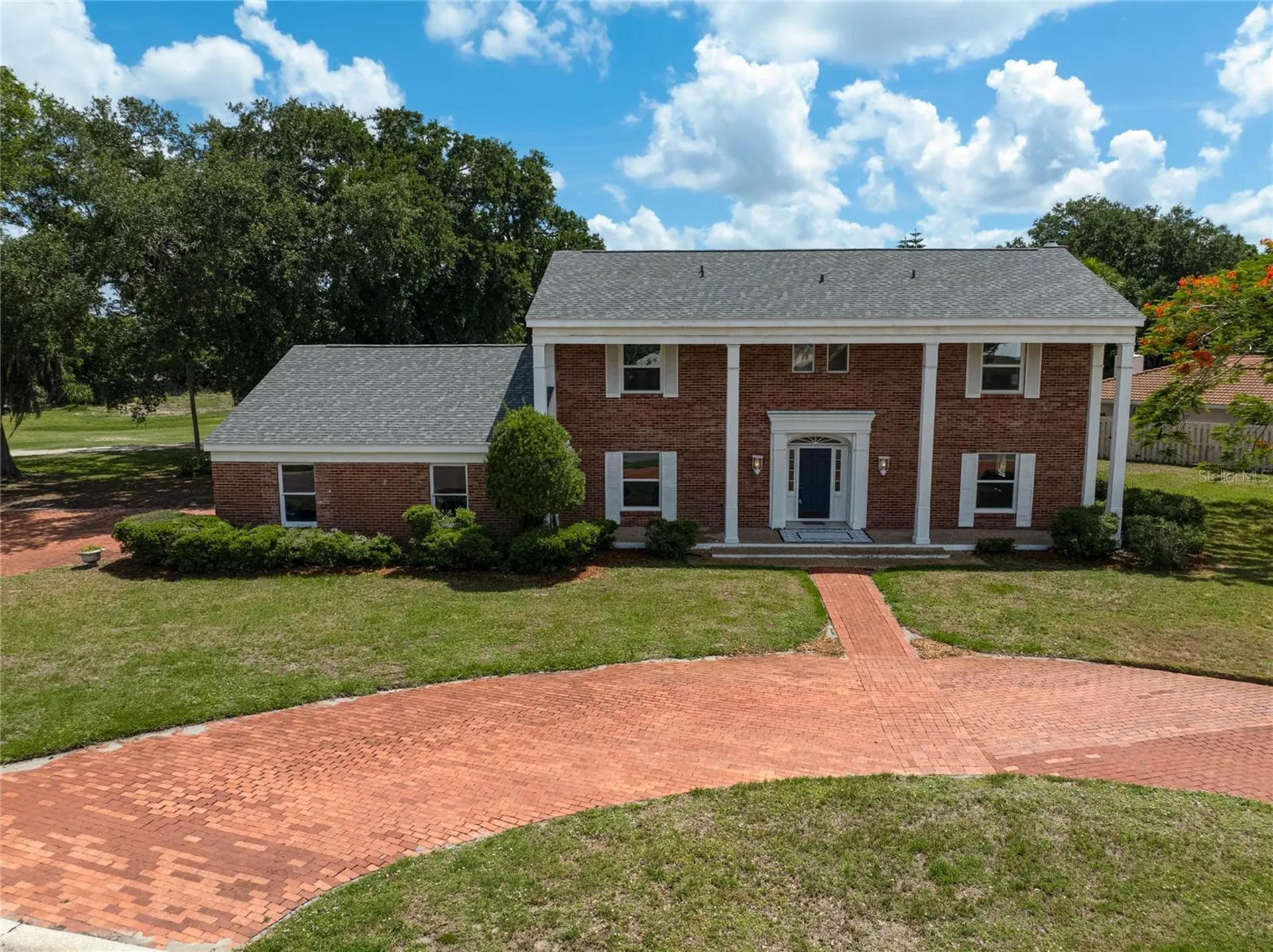 3215 Pine Valley Drive Sarasota FL 34239