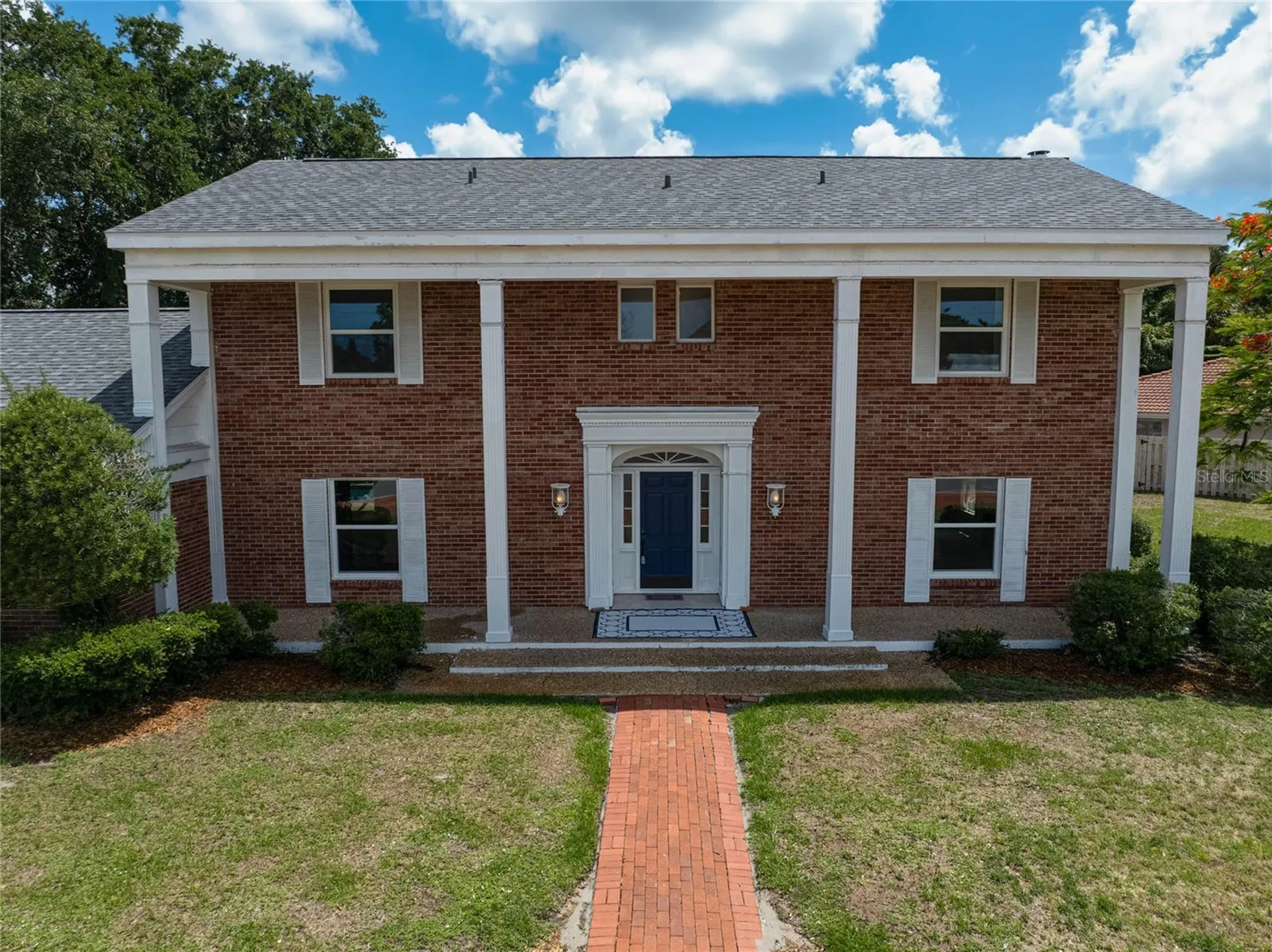 3215 Pine Valley Drive Sarasota FL 34239