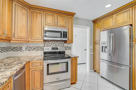 3215 Pine Valley Drive Sarasota FL 34239